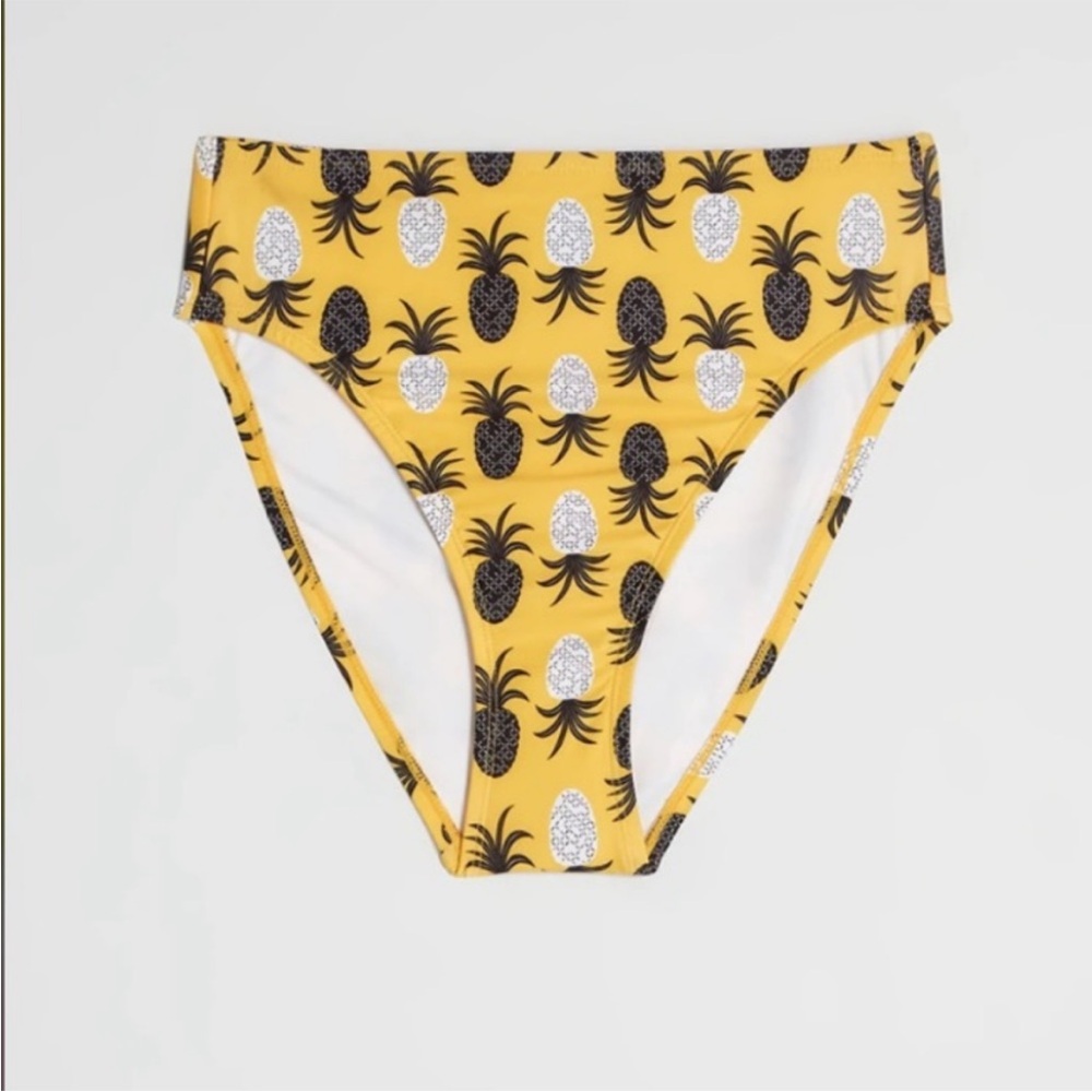 ModCloth Pineapple Print Bikini - Picture 4 of 10